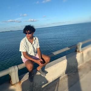 Meet your Posher, Tyrell